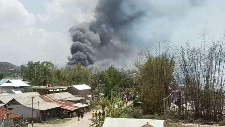 Manipur continues to burn (Photo: IFP)
