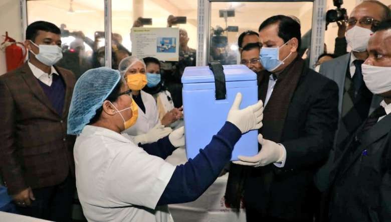 Assam CM Sarbananda Sonowal launches vaccination drive at AMCH, Dibrugarh (PHOTO: Twitter)