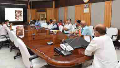 CM Biren Singh chairs Review Meeting on transfer of land under old airfield at Koirengei (PHOTO: Twitter/@NBirenSingh)