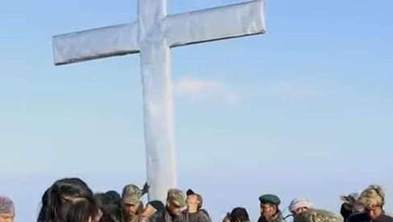 A Cross erected at Mt Thangjing (PHOTO: Social Media)