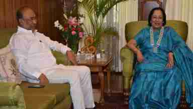 Manipur CM N Biren Singh (L) and Governor Najma Heptulla (PHOTO: Facebook)