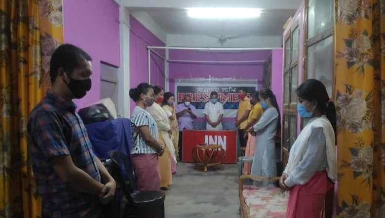 JNN staff and committee members observed a one-minute silence in honour of the deceased (Photo: JNN).