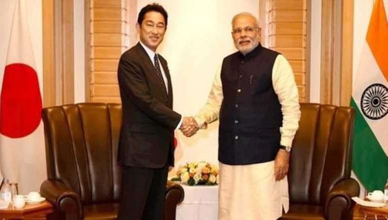 Japanese Prime Minister Fumio Kishida with PM Narendra Modi (File Photo: WikimediaCommons)