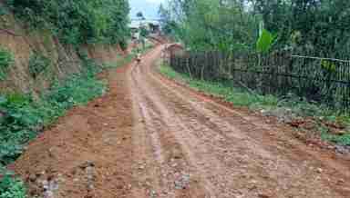 PMGSY road connecting Samulamlan sub-divisional headquarter to G Songgel village, Churachandpur district (PHOTO: IFP)