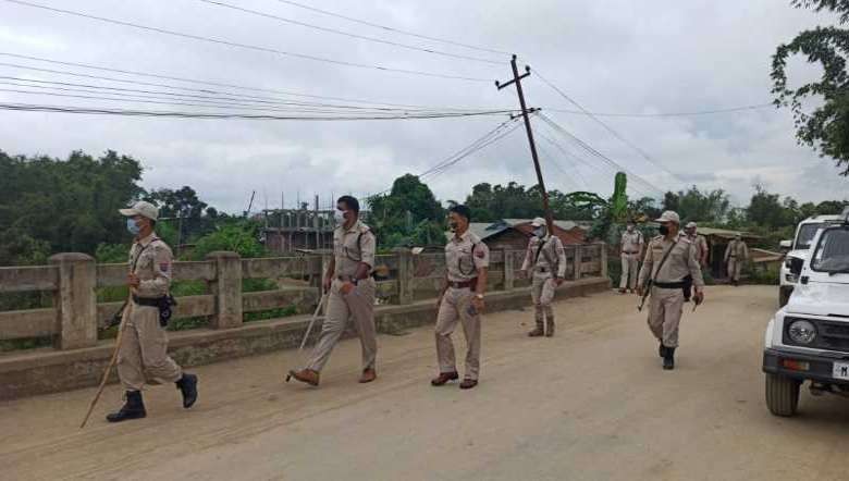 Thoubal police patrolling at Moijing, Khekman, Leishangthem, Thoudam and other parts of the district, enforcing strict lockdown and curfew.
