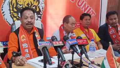 Manipur Shiv Sena president M Tombi briefing the media in Imphal on September 19, 2022
