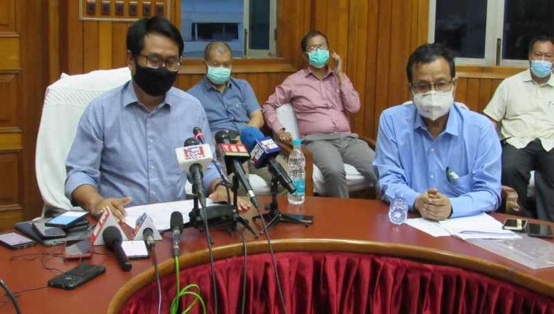 Manipur Health Advisor Sapam Ranjan Singh addressing mediapersons
