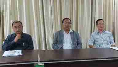 Additional Chief Engineer of Rural Engineering Department (RED), Kh Rajen (L) briefing the media in Imphal (PHOTO: IFP)