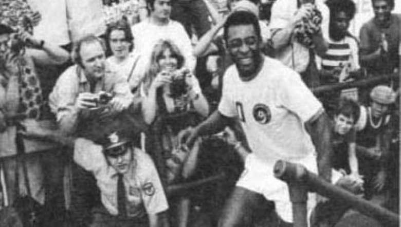 Pelé on June 15, 1975 (File photo)