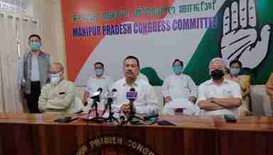MPCC president M Okendro (Centre) briefing the media in Imphal on August 20, 2020