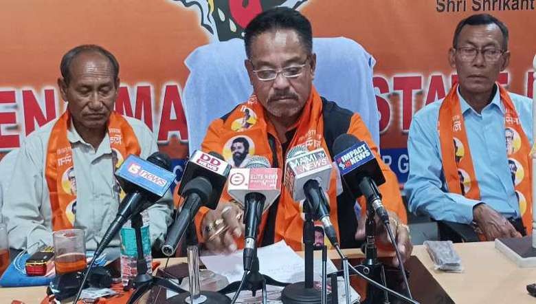 Manipur Shiv Sena president M Tombi (C) (Photo: IFP)