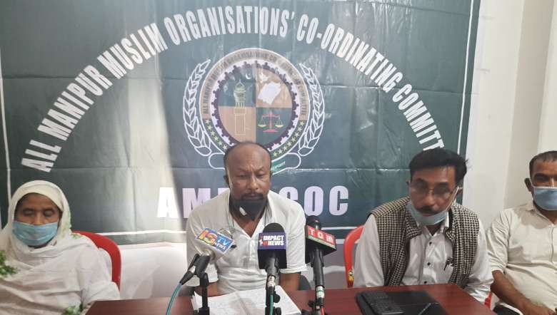 All Manipur Muslim Organisations' Coordinating Committee (AMMOCOC) representatives addressing the media, Hatta office in Imphal, November 12, 2020 (PHOTO: IFP)