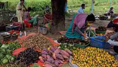 Women vendors in Imphal Manipur (File Photo: IFP)