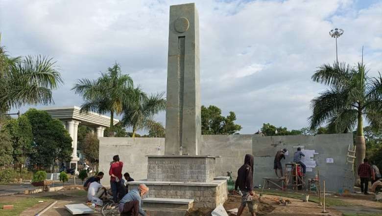Memorial stone built alongside Shaheed Minar in Imphal in remembrance of Manipuri freedom fighters who were martyred during exile at Kala Paani (PHOTO: IFP)