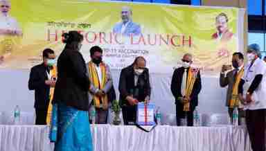 Chief Minister N Biren launches COVID-19 vaccination drive in Manipur on January 16, 2020 (Photo: IFP)