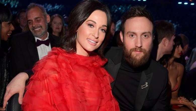 Kacey Musgraves and Ruston Kelly (PHOTO: Facebook)