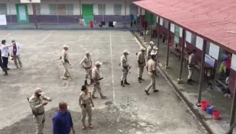 Manipur Police team at a quarantine centre to help pick up a Covid-19 patient in Churachandpur district on June 24, 2020 (PHOTO: IFP)