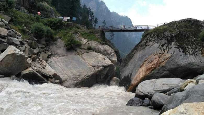 Himalayan hotspring water (PHOTO: YouTube)