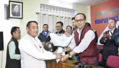 L Nando Singh felicitated by MPCC in Imphal on March 29, 2023