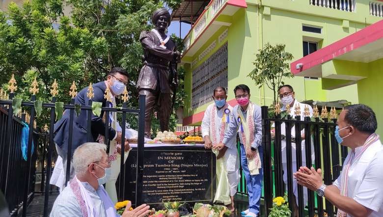A statue of Nepra Menjor was unveiled at Sagolband Nepra Menjor Leikai in Imphal West on April 3, 2021 (PHOTO: IFP)
