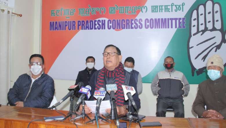 MPCC vice president Moirangthem Hemanta  addresses media at Congress Bhavan, Imphal (PHOTO: IFP)