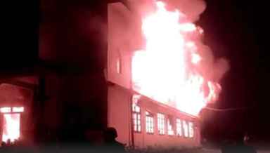 Chakhesang Mission Centre Church at Pfutsero in Nagaland on fire (PHOTO: Twitter)
