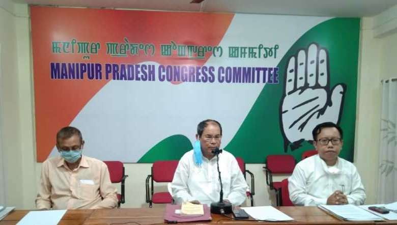 MPCC Disciplinary Action Committee general secretary and convener S Jiten (left), former MLA E Dwijamani (C) and MPCC spokesperson Ningombam Bupendra (right) briefing mediapersons in Imphal  on August 23, 2020 (PHOTO: MPCC)