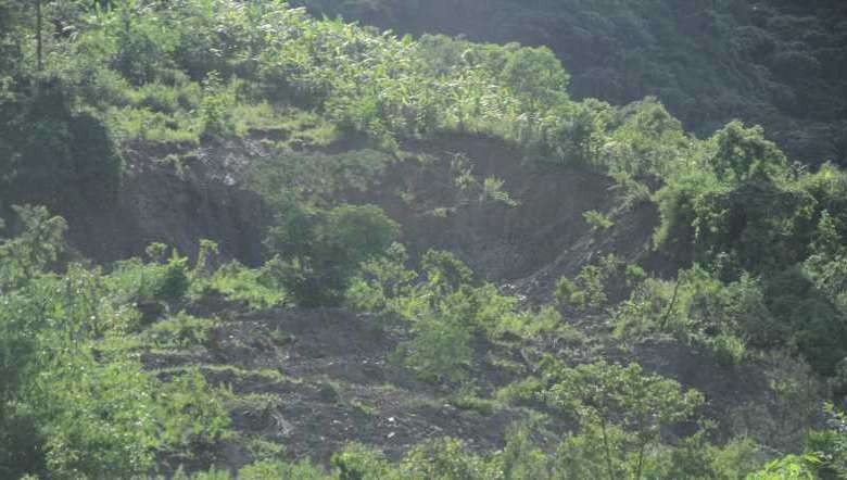 Mudslide in Moulding village in Kangpokpi district (PHOTO IFP)