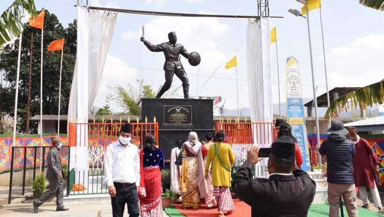 Statue of Saheed Subedar Niranjan Singh Chhetri unvieled on Sunday